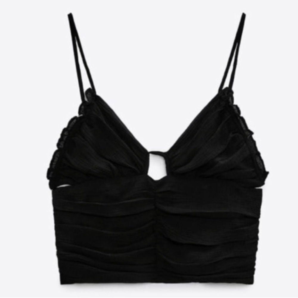 Black Textured Ruched Crop Top - Picture 2 of 5
